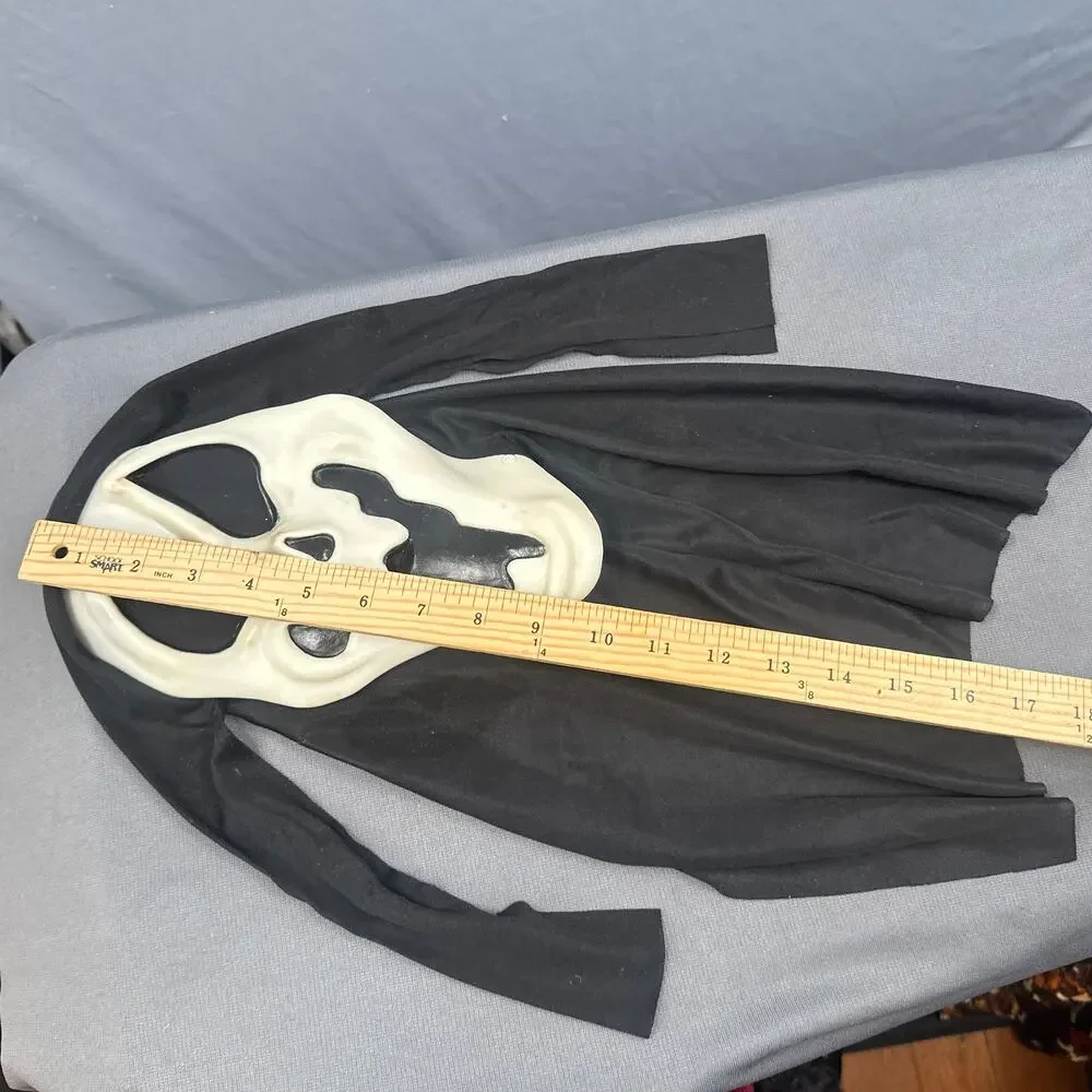 Glow in Dark Scream Ghostface Fun World Mask Black Hood Scary Halloween 9206